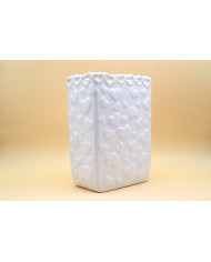 VASO PORTAFIORI CON DECORO CUORI