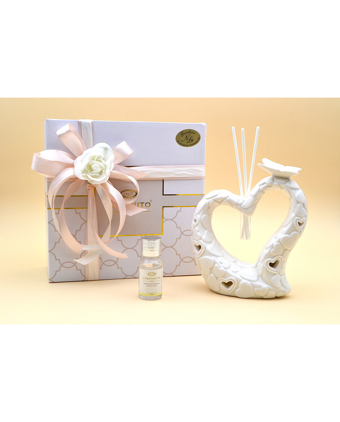 PROFUMATORE A CUORE CON ILLUMINAZIONE LED